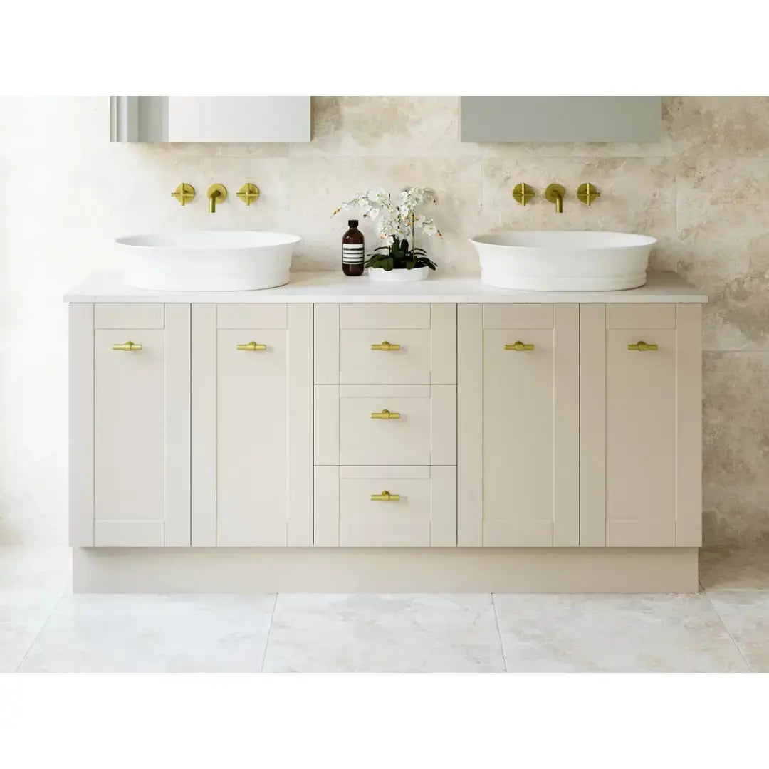 Traditional-Bathroom-Design Art Bathrooms