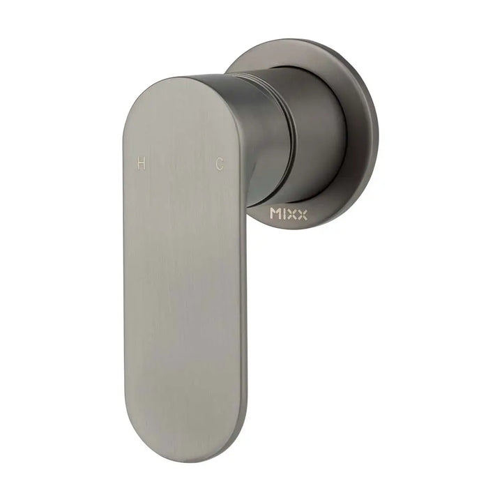 SAFFRON SHOWER MIXER (60MM BACKPLATE) LEAD FREE Brasshard