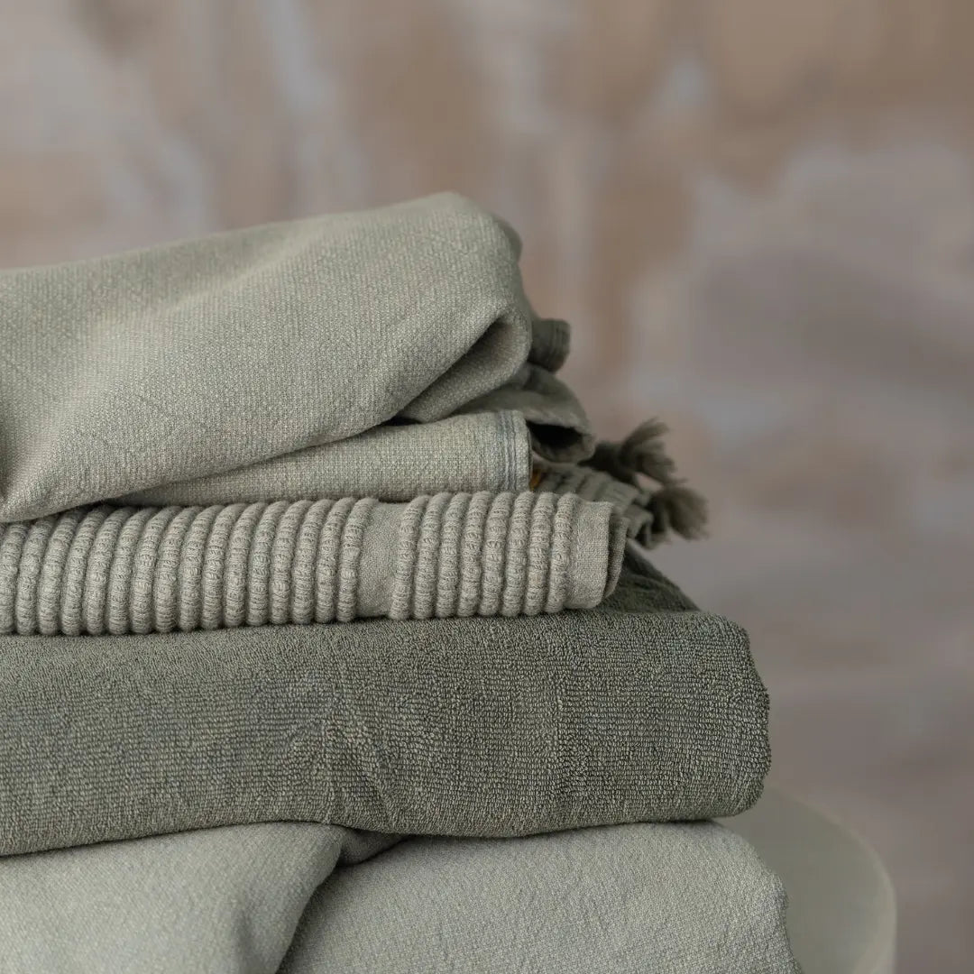 Vintage Wash Hand Towel | Wash Olive Saardé