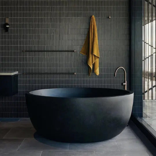 Romeo ROUND Stone Freestanding Bath 1350mm | 1500mm - various finishes PIETRA BIANCA