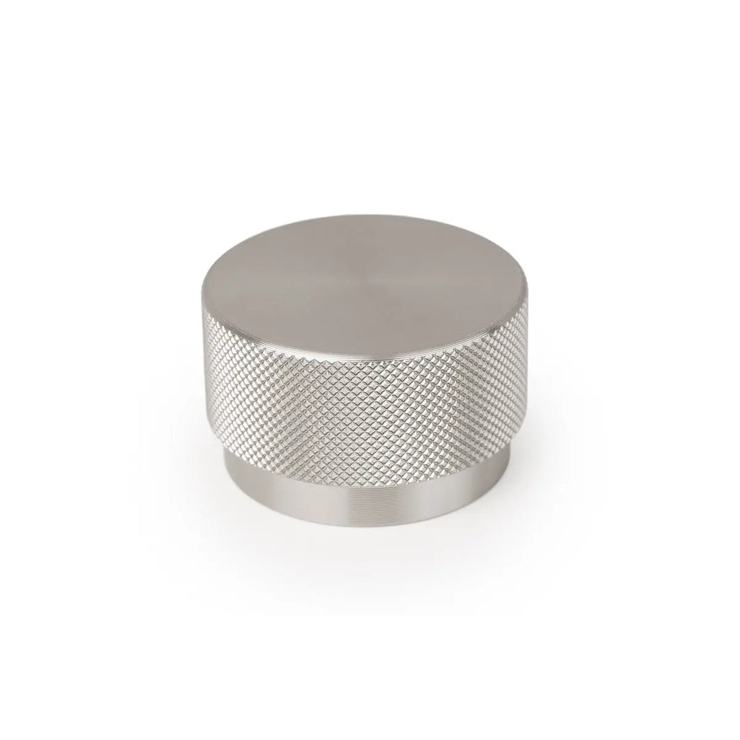 Graf Premium Knob Momo Handles