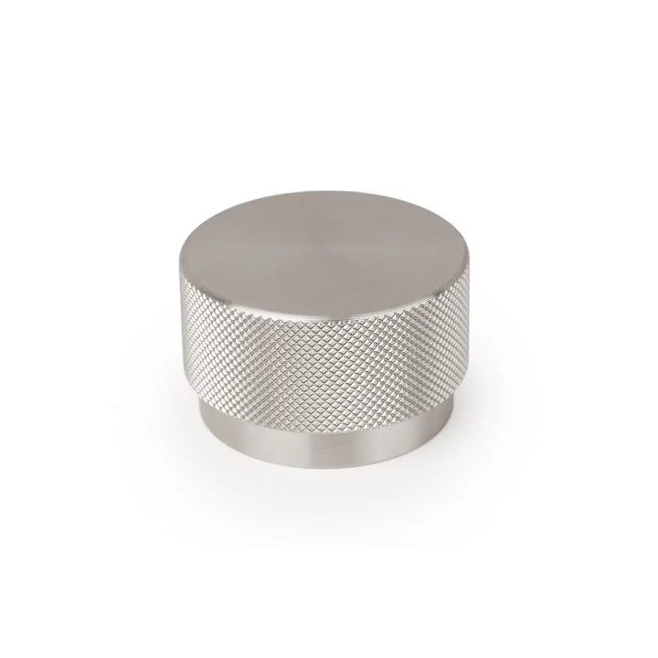 Graf Premium Knob Momo Handles