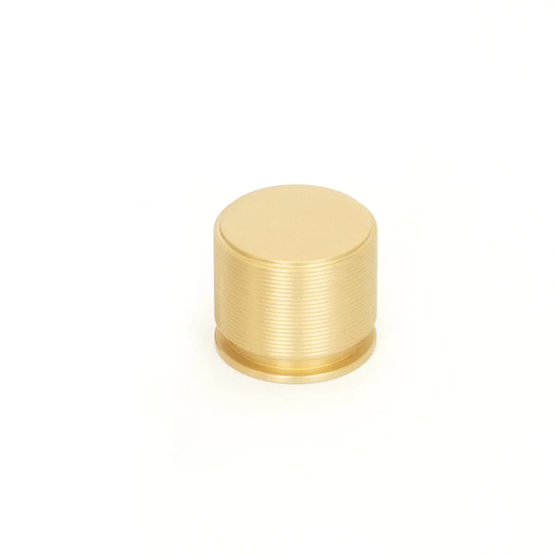 Sussex Premium Knob Momo Handles