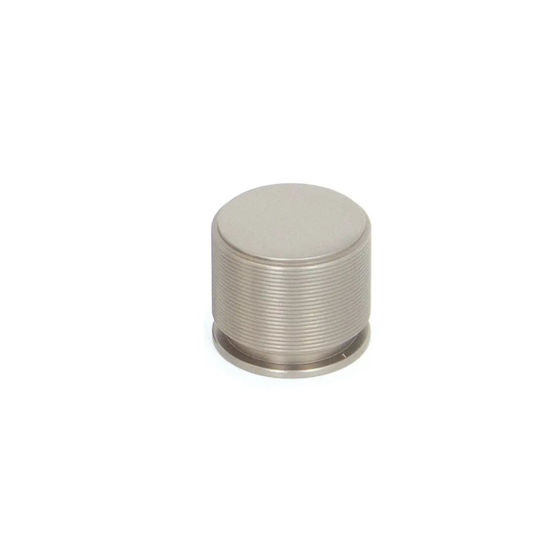 Sussex Premium Knob Momo Handles
