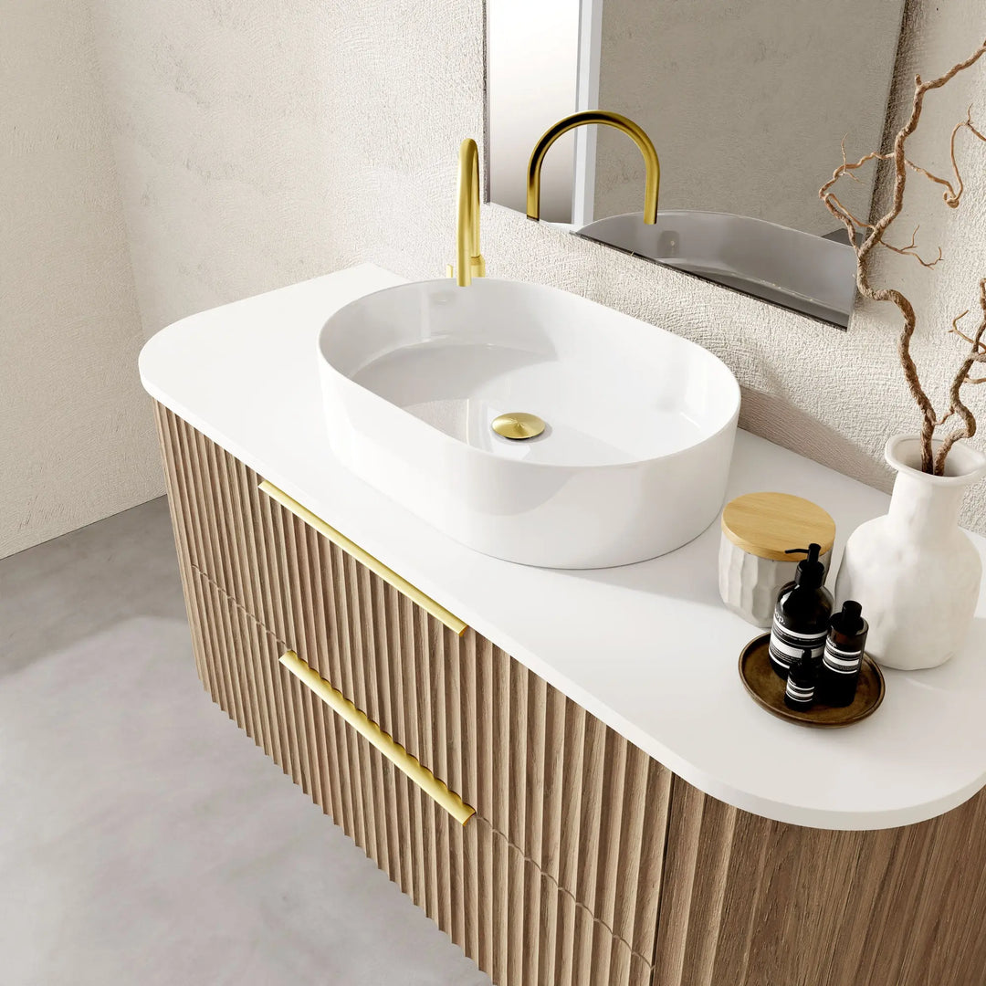 Shore Vanity with top and basin Marquis