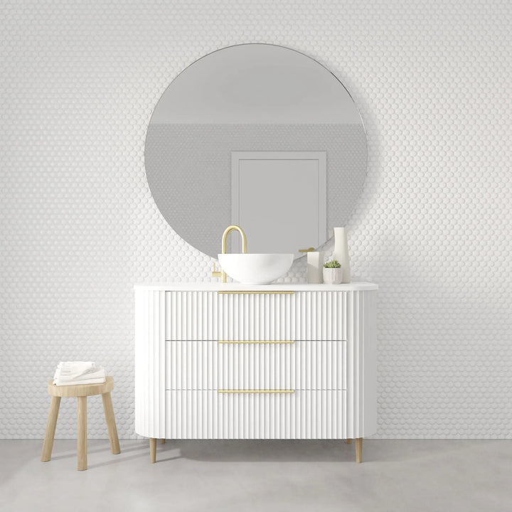 Shore Vanity with top and basin Marquis