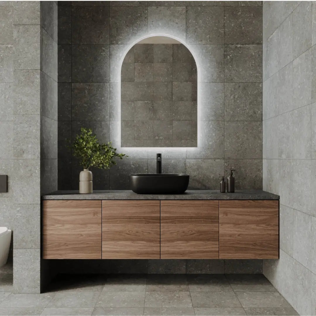 Great ARCH 700x1000mm LED Mirror Remer