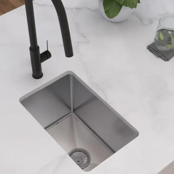 Arraso 310 Single Bowl Kitchen Sink Vellano
