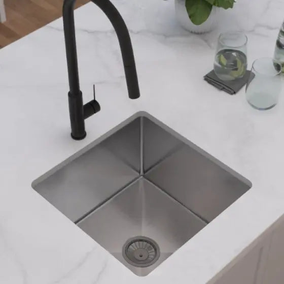 Arraso 520 Single Bowl Kitchen Sink Vellano