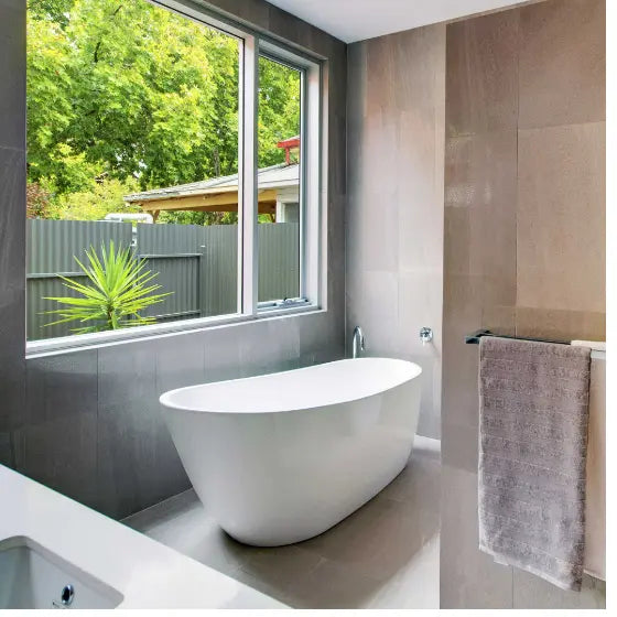 Arko 140 Gloss or matte white bath - with overflow 1700mm - acrylic Seima