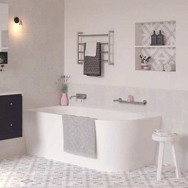 ISABELLA Right-Hand Acrylic MATTE WHITE Corner Bath 1500 &amp; 1700mm Non-overflow Fienza