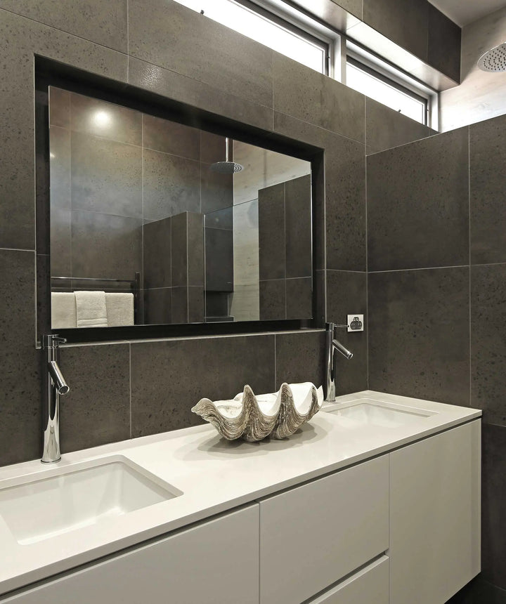 Plati 209 ceramic undermount basin with overflow - White Gloss Seima