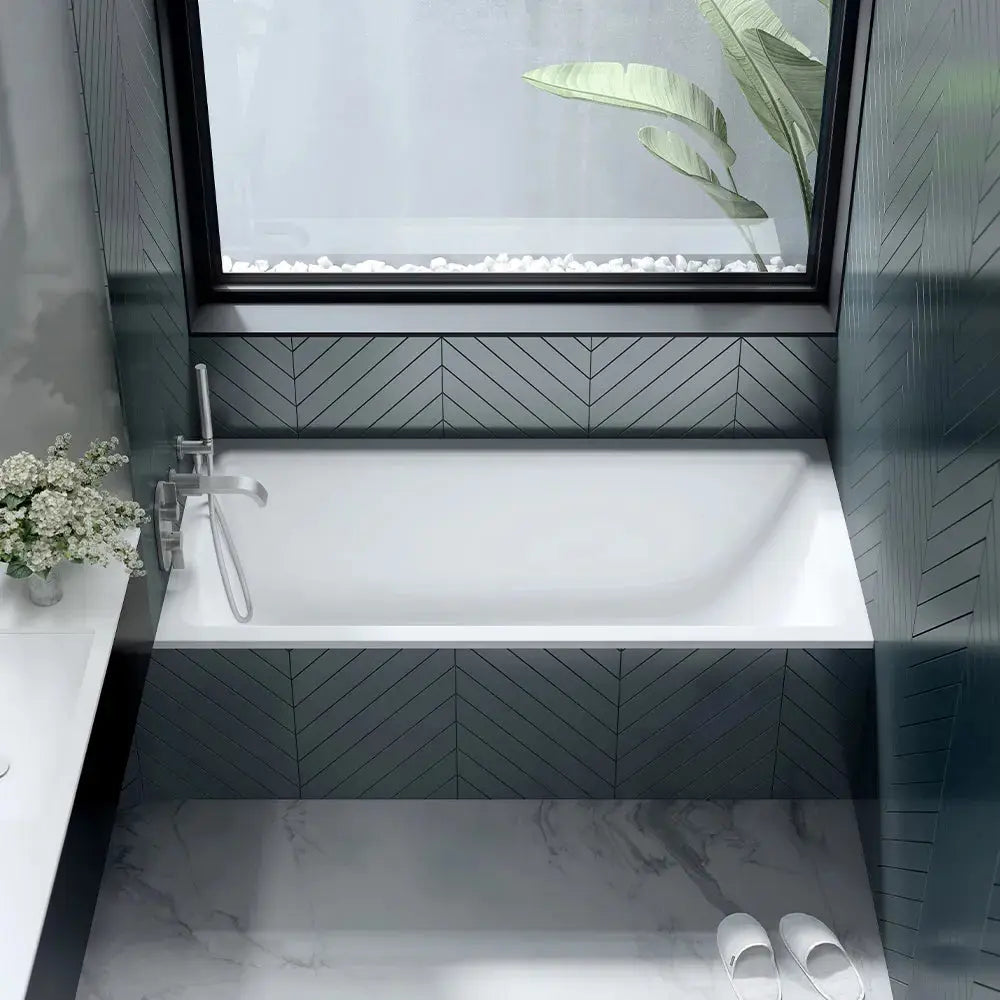 Kaldera 5 Inset Undermount QUARRYCAST™ White (Gloss) Bath 1500mm Victoria + Albert