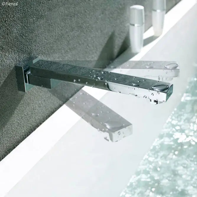 Jet Swivel Bath Outlet Fienza