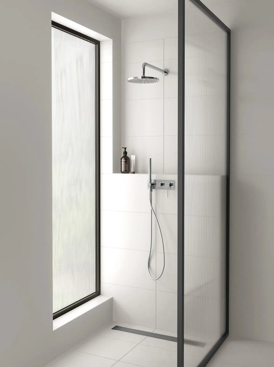 Vivid Shower 400mm Arm Round Phoenix