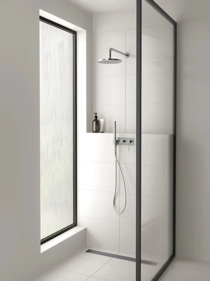 Vivid Shower 400mm Arm Round Phoenix