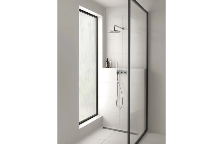 Vivid Shower Rose 230mm Round Phoenix